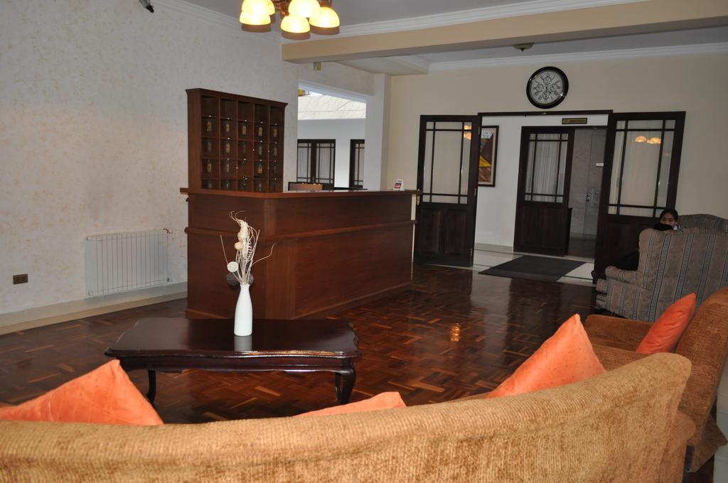 Hostal Patrimonio - โปโตซี ภายนอก รูปภาพ
