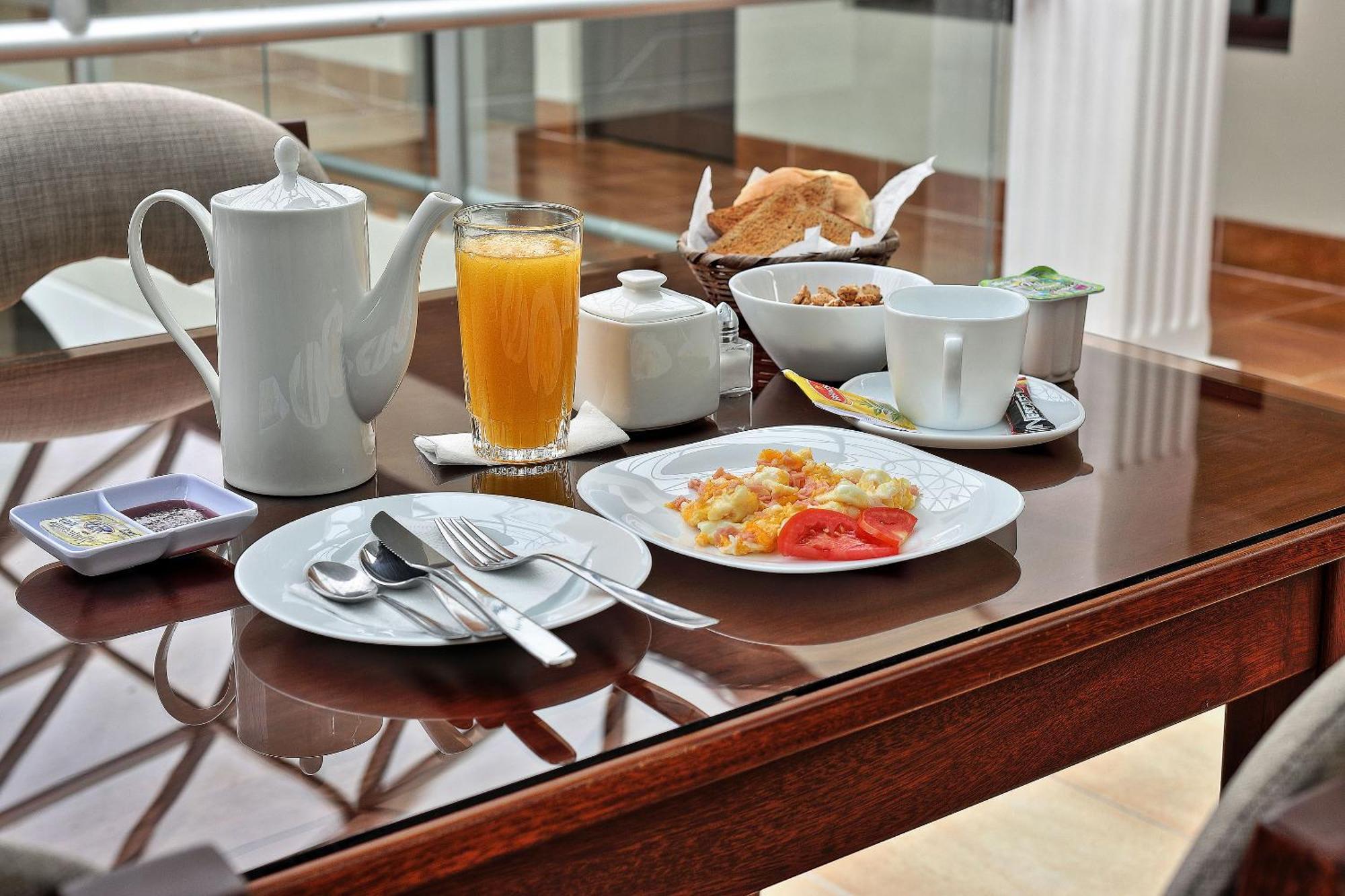 Hostal Patrimonio - โปโตซี ภายนอก รูปภาพ