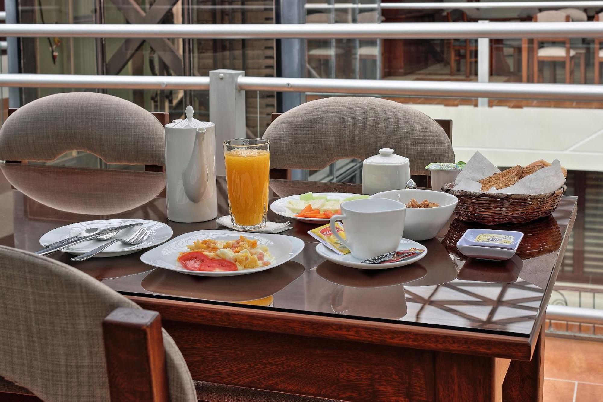 Hostal Patrimonio - โปโตซี ภายนอก รูปภาพ